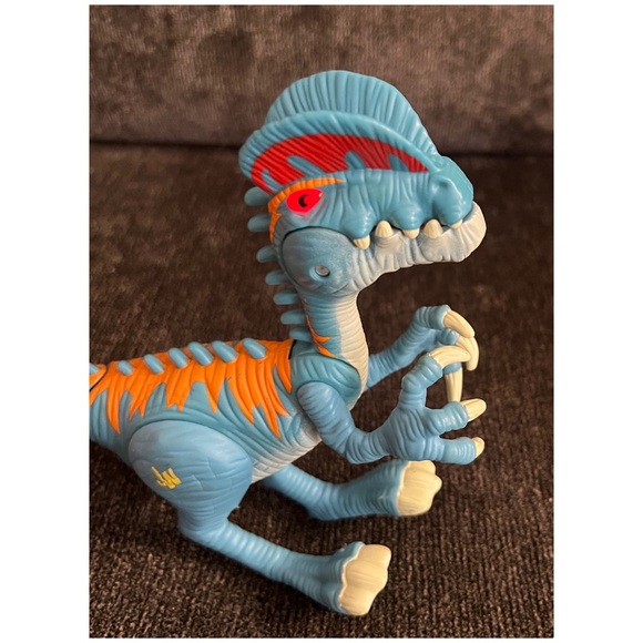 Jurassic World Hasbro Jw Sfx Dilophosaurus Toy - Picture 7 of 9